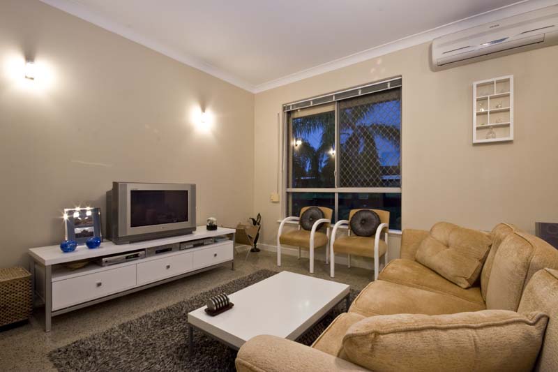 GOLDEN GEM! Open SATURDAY 1 - 1.45pm,
SUNDAY by Appointment Picture 2