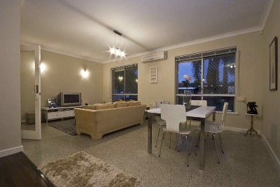 GOLDEN GEM! Open SATURDAY 1 - 1.45pm,
SUNDAY by Appointment Picture