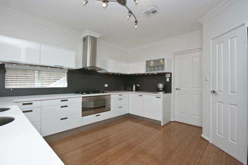 EXECUTIVE RESIDENCE Picture 3