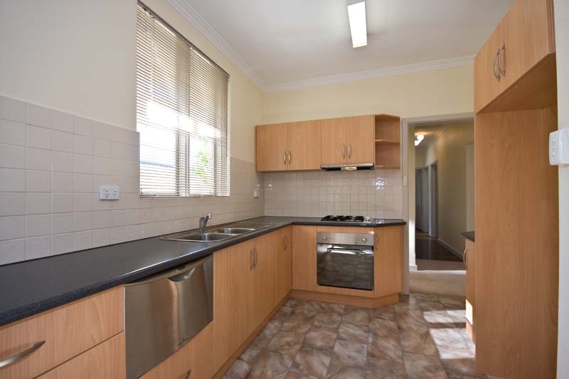 Move in, Rent out, Re Develope Picture 3