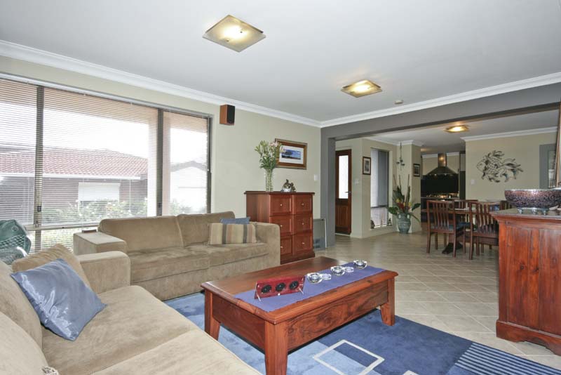 TRENDY BEACH PAD Picture 3