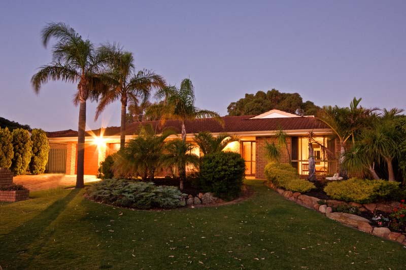 FAMILY FRIENDLY Picture 1