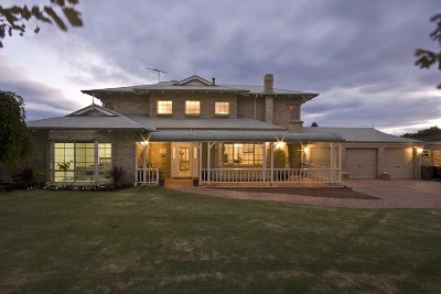 HOME WITH A HEART Picture