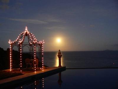 ISLAND VIEWS - WATER FRONT ESTATE Picture ISLAND VIEWS - WATER FRONT ESTATE Picture