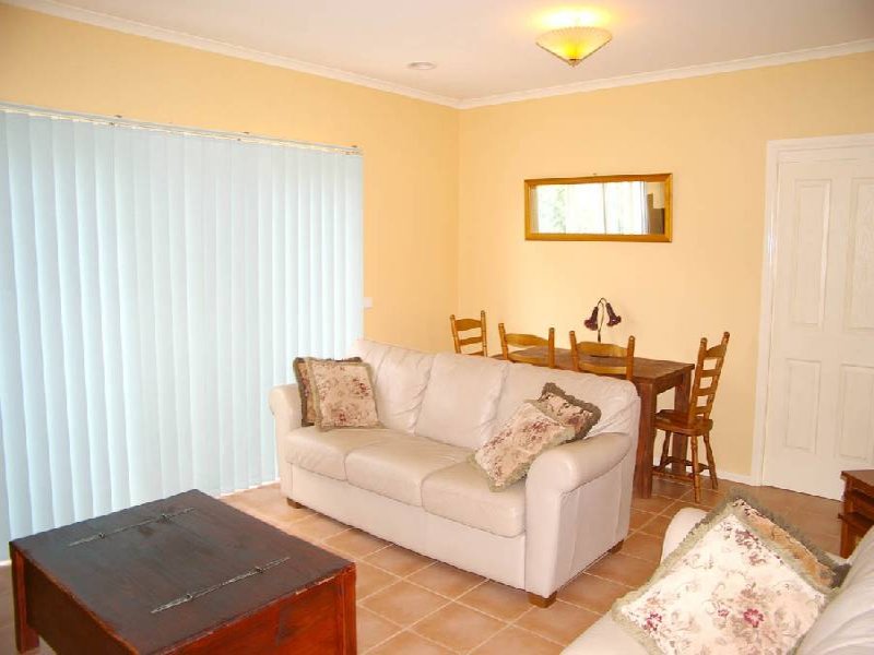 Perfect for 1st Home Buyers or Retirees Picture