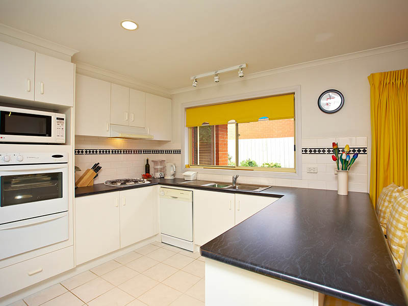 HIDDEN CHARMER! Picture 3