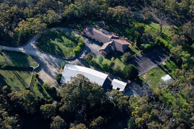 Live in Luxury, Work in Wonder with room to move. Picture 2