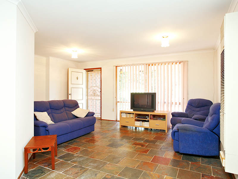 Back on the market be quick Picture 3