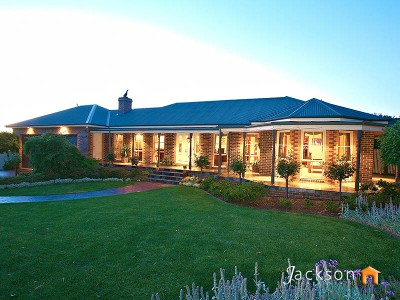 Jackson Prestige - LUXARY & LIFESTYLE LIVING IN HIDDEN VALLEY! Picture