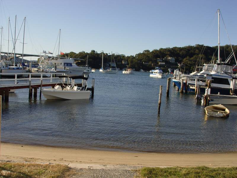 AUCTION WATERFRONT OPPORTUNITY Picture 3