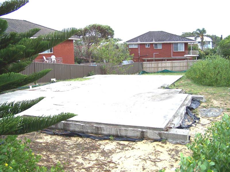 BEACHFRONT DEVELOPMENT Picture 3