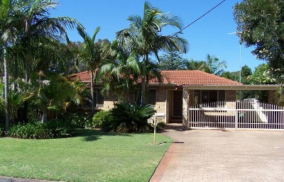 RESORT-STYLE HOME Picture RESORT-STYLE HOME Picture