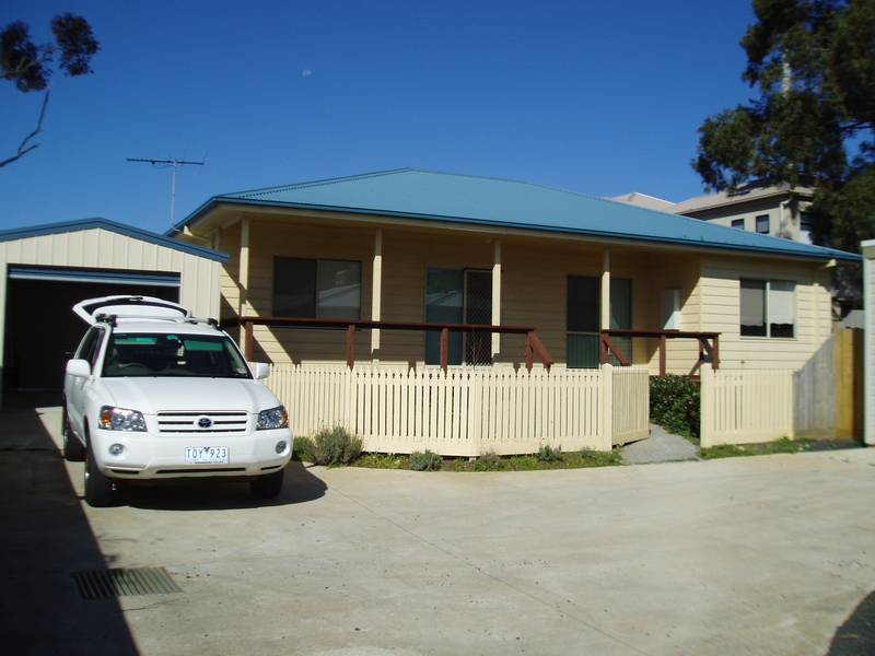 HT12 - DOUGLAS PLACE Picture 1