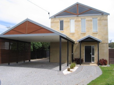 HT21 - DOVER HOUSE: - ABSOLUTELY STUNNING - SUNDERLAND BAY Picture