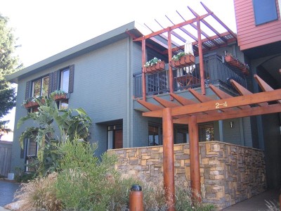 HT30: HARRY'S BEACH STAYS Picture HT30: HARRY'S BEACH STAYS Picture