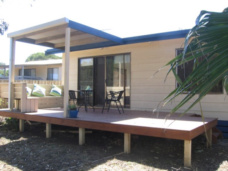 HT42 - BEACHCOMBER RETREAT Picture 1