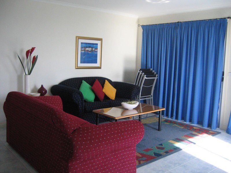 HT65 - PANORAMA VIEWS Picture 3