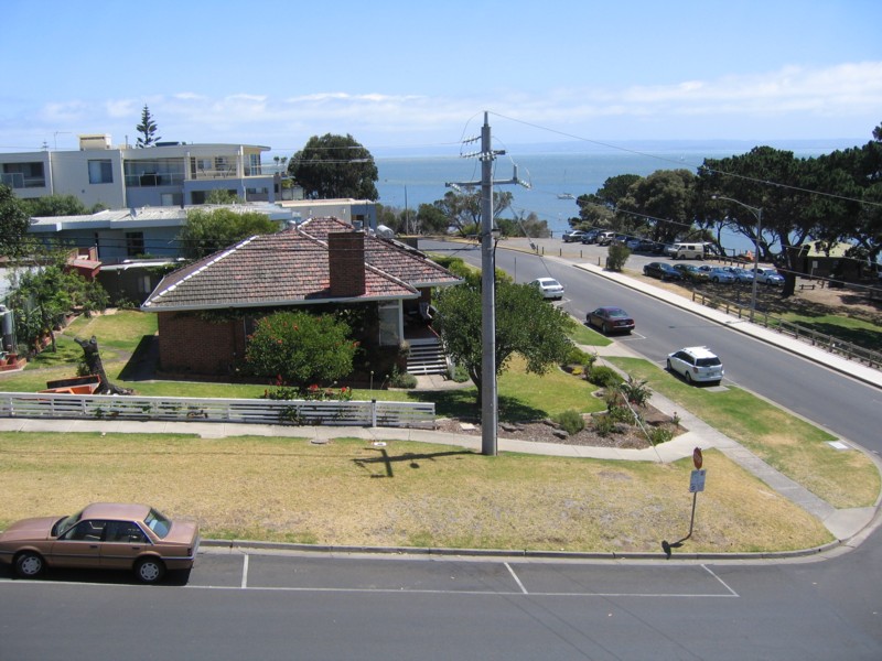 BEST POSITION IN TOWN!!! Picture 1