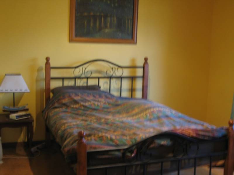 DON'T LET THIS ONE GET AWAY Picture 3