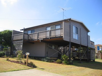 Island Beach Living Picture