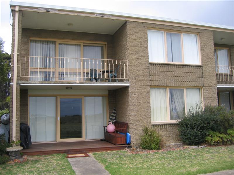 Silverleaves Hideaway Picture 1