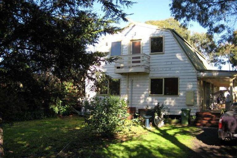 YOU'LL NEVER WANT TO LEAVE Picture 1