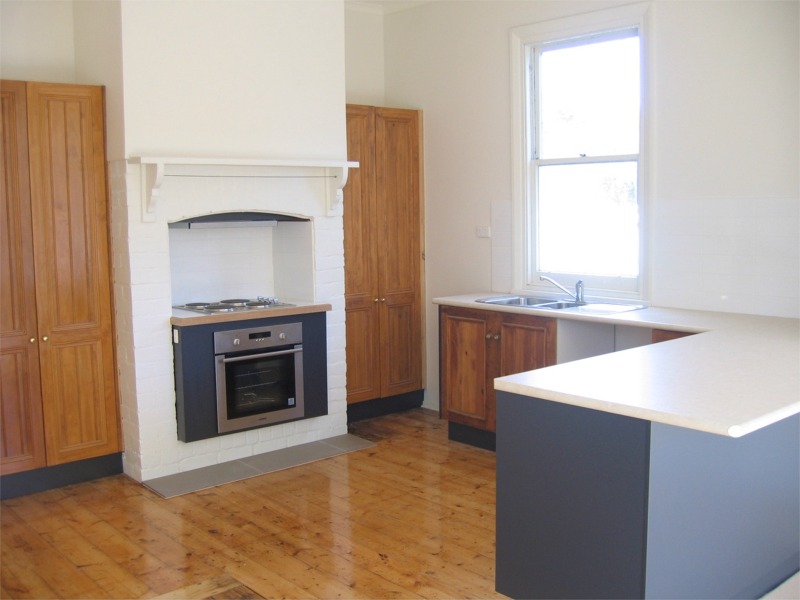 Something Special in Cowes... Picture 3