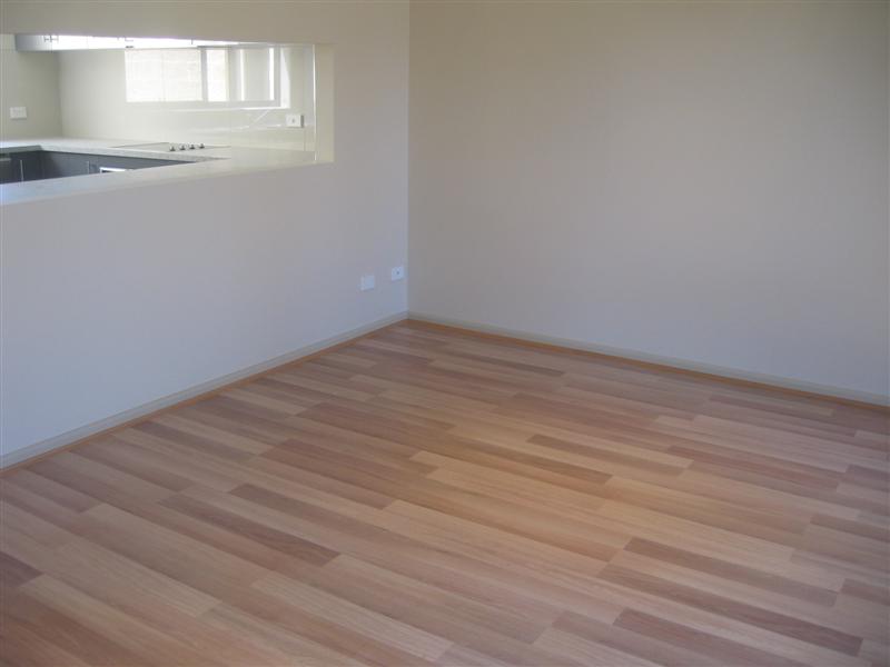 Designer Living in Cowes Picture 2