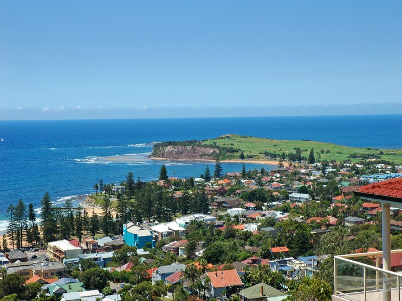 WORLD CLASS LOCATION! Picture 3