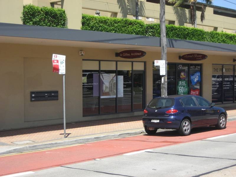 HIGH EXPOSURE - LOCATION LOCATION LOCATION Picture 2