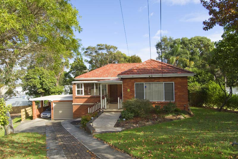 Quiet Cul-De-Sac Location - City & District Outlook Picture 1