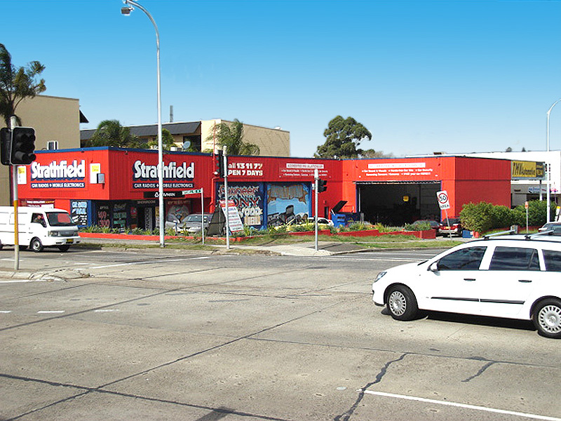 Prime Main Road Exposure Picture 1