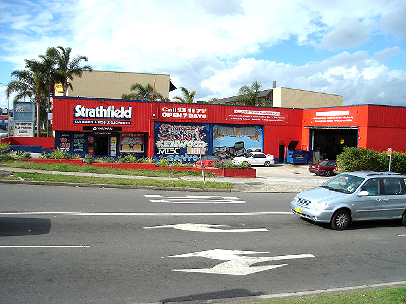 Prime Main Road Exposure Picture 2