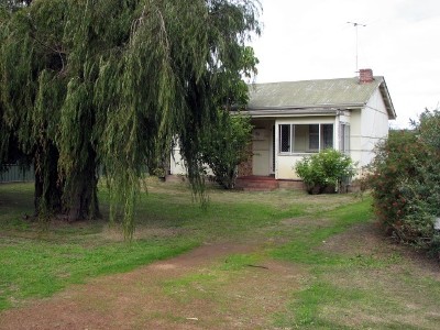 Cottage Close to Town Picture