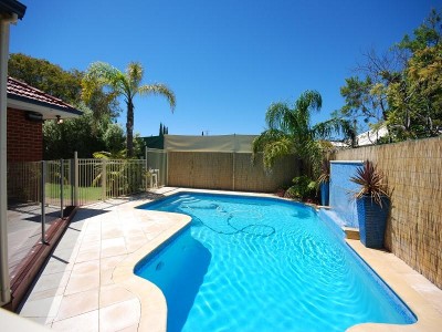 A SIMPLY STUNNING HOME Picture A SIMPLY STUNNING HOME Picture