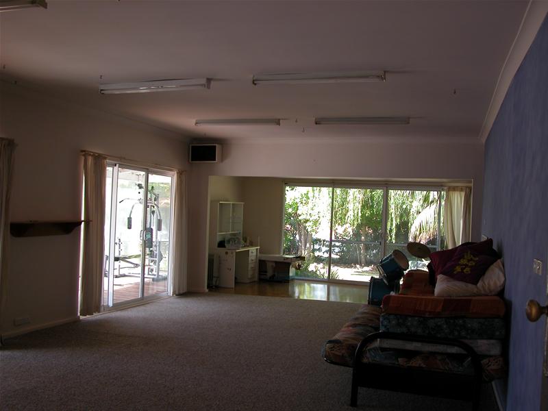 FABULOUS OPPORTUNITY Picture 3