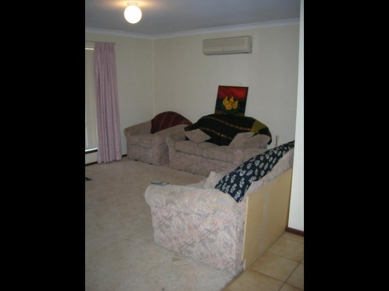 GREAT LOCATION Picture 3