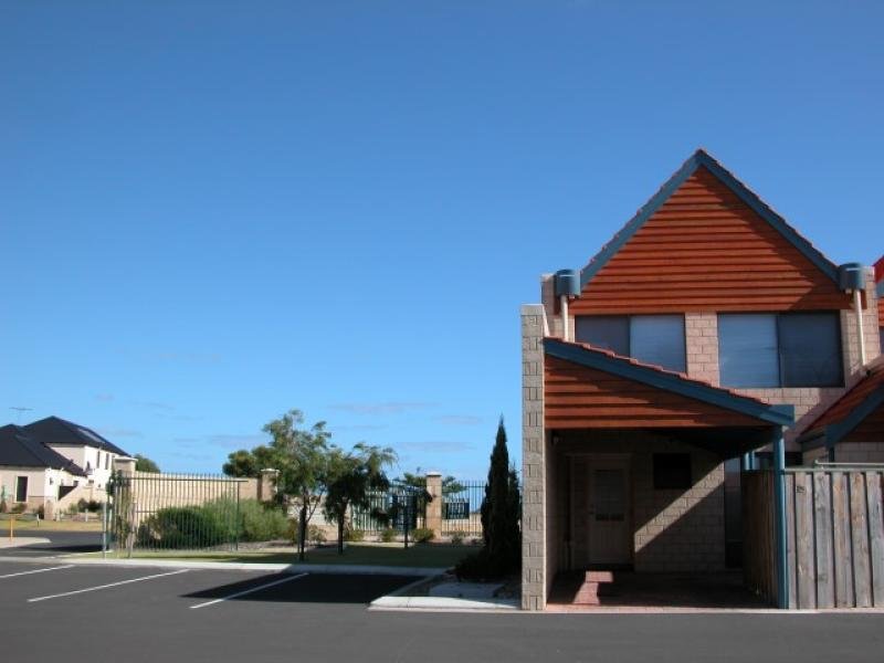 OH WHAT A FEELING Picture 2