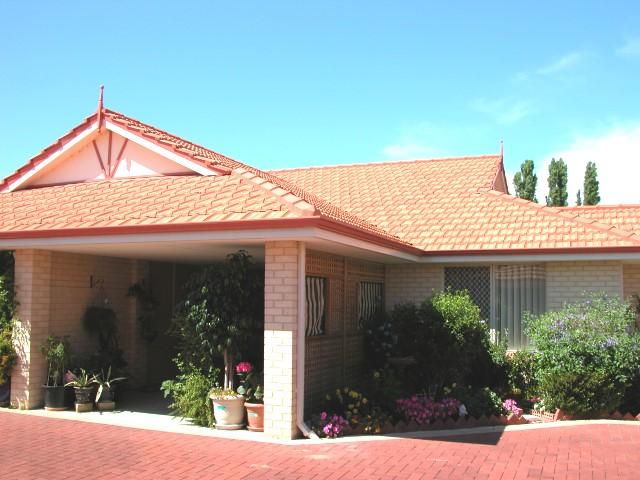 PERFECT RETIREES HOME Picture 1