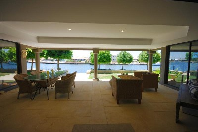 RESORT STYLE LIVING Picture RESORT STYLE LIVING Picture