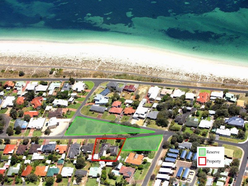 THE WINNER TAKES IT ALL Picture 1