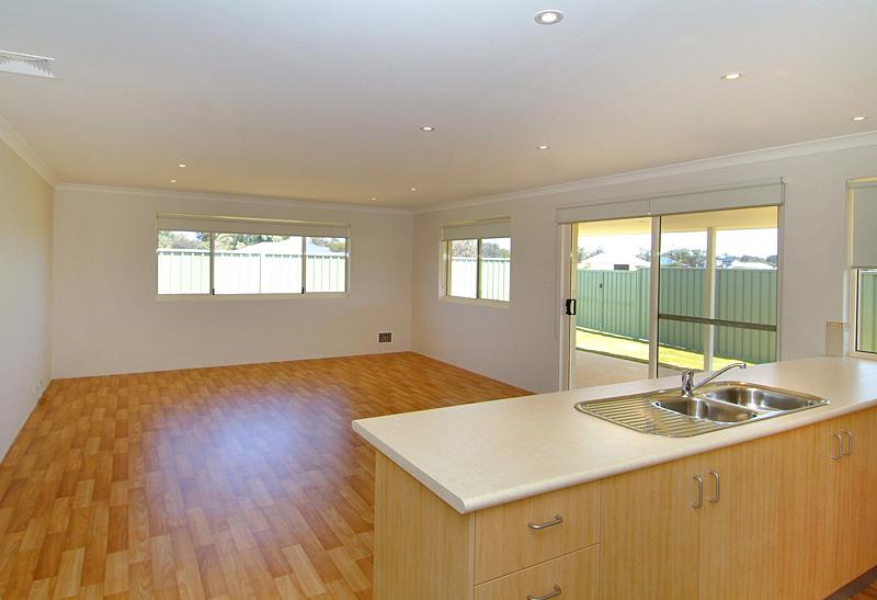 WHAT A CUTIE BRAND NEW AND READY TO GO!!!! Picture 3