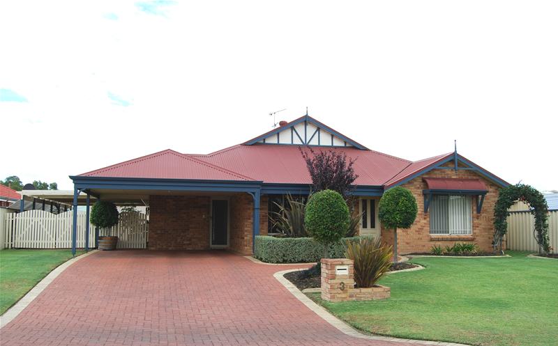 ROOM TO MOVE AND MORE Picture 1