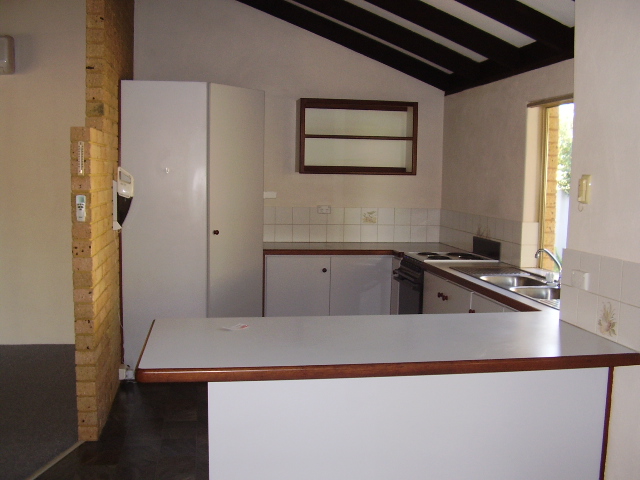 A MUST SEE! Picture 2