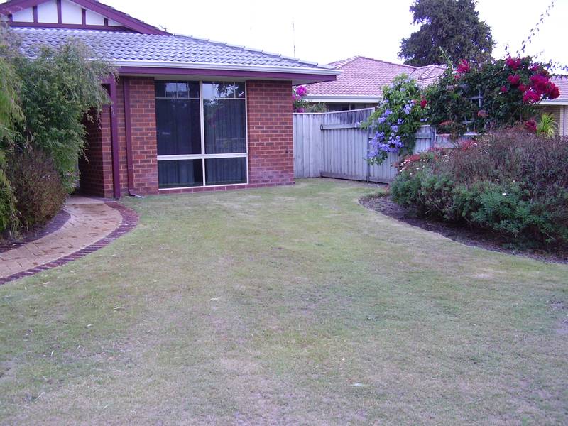 FAMILY HOME Picture 1