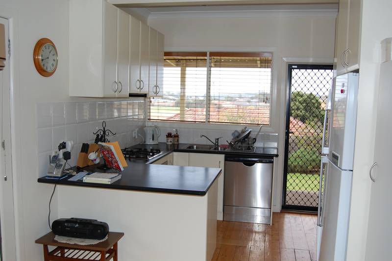 Stroll To The Beach Picture 3