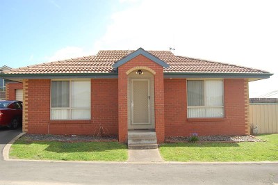 Central Warrnambool Townhouse Picture