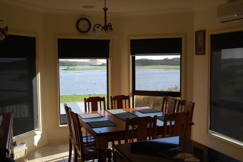 Elegant and Spacious Picture 2