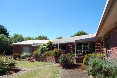 PERFECT FAMILY HOME Picture