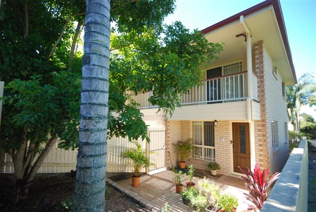 Great To Live In - Easy To Let Out Picture 2